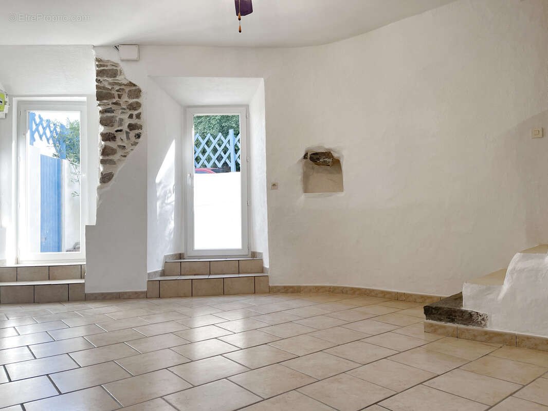 Maison à MONTBRUN-DES-CORBIERES