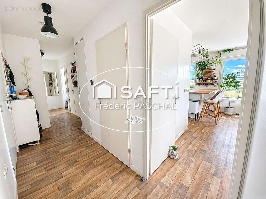 Photo 7 - Appartement à NANTERRE