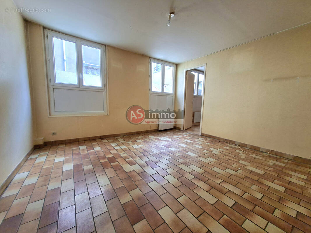 Appartement à raffraîchir - 47.95 m2 - photo 4