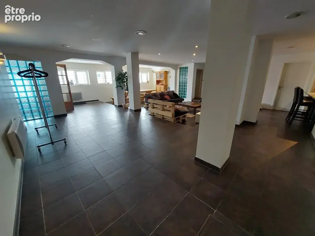 Appartement 7 pièces 214 m² à vendre à Guebwiller (68500) - photo 2