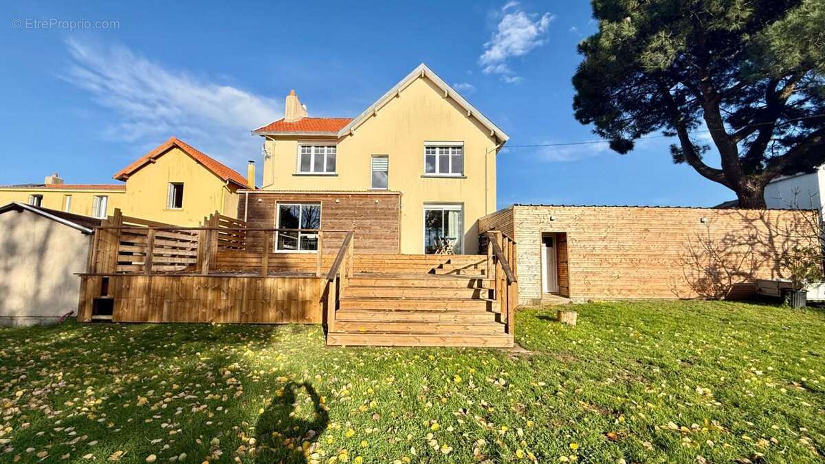 Maison à MAUVES-SUR-LOIRE