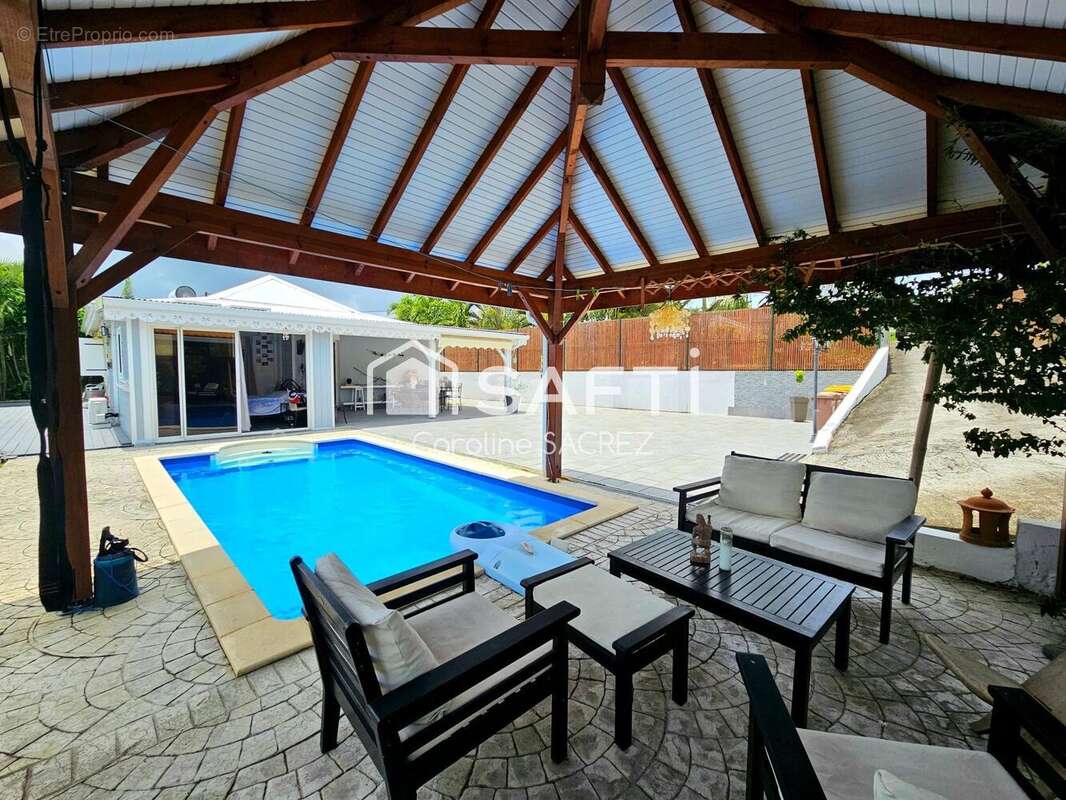 Photo 2 - Maison à RIVIERE-SALEE