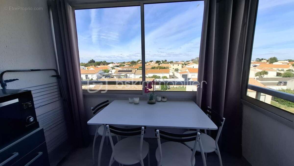 Studio sur la Corniche à 50m de la plage - photo 3