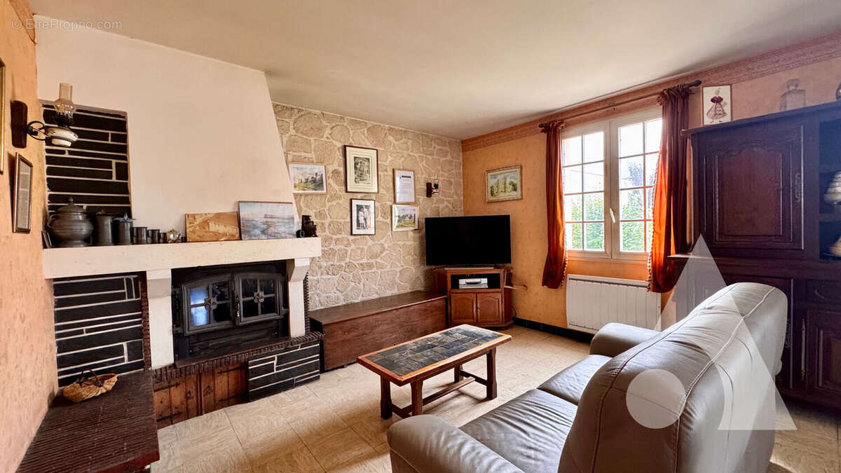 Maison à CREPY-EN-VALOIS