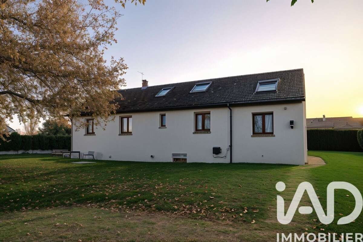 Maison 140 m² à Marolles  - photo 2