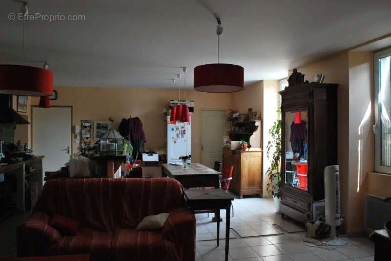 Appartement à CAHUZAC-SUR-VERE