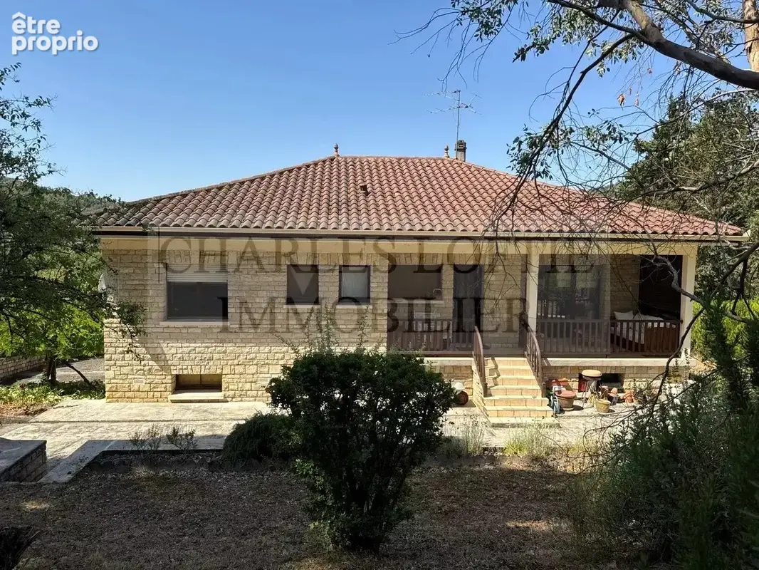 Maison à DOUELLE