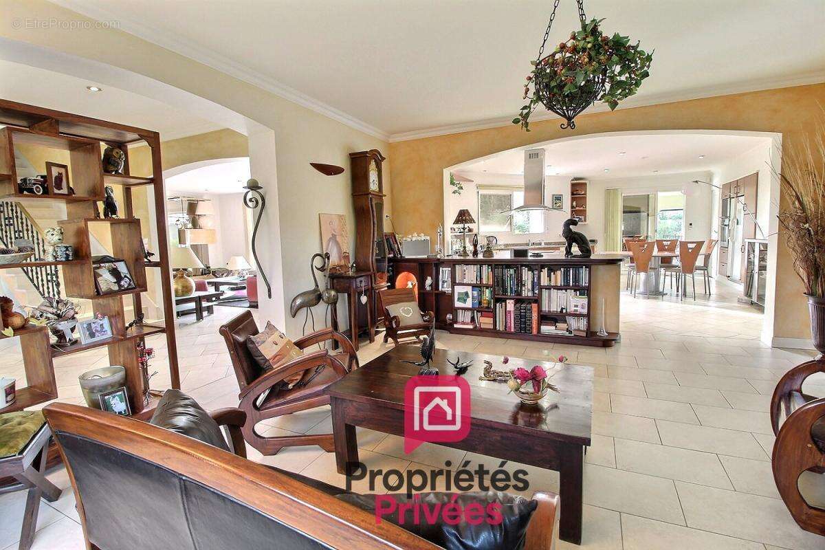 Maison à VILLEMANDEUR