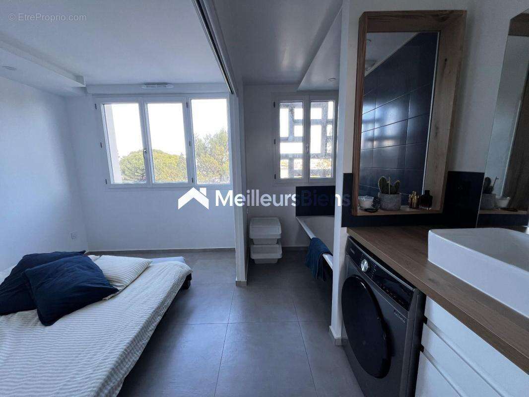 Appartement à CASTELNAU-LE-LEZ