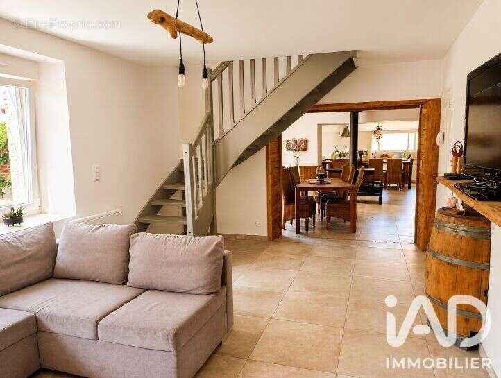 Maison 145 m² à Saint-Pere-En-Retz  - photo 5