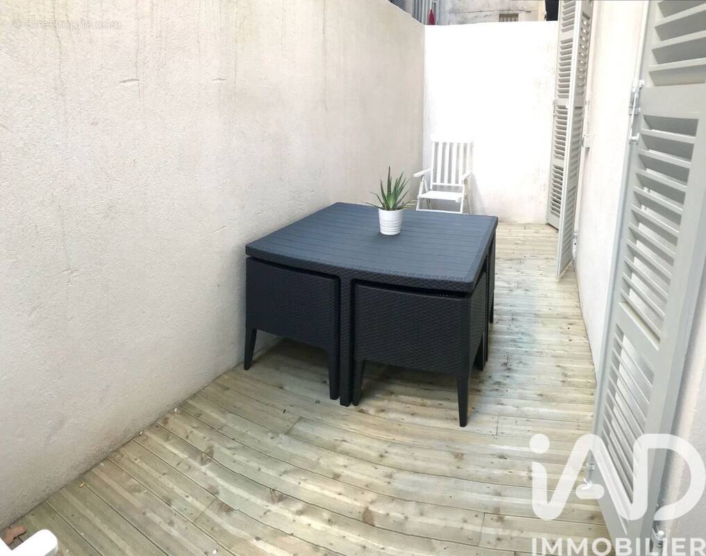 Photo 1 - Appartement à MARSEILLE-1E