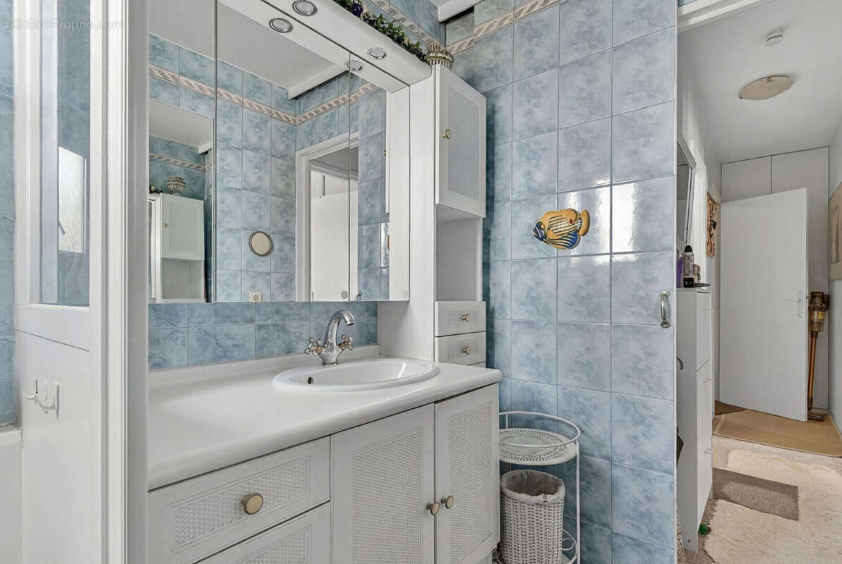 Appartement à ASNIERES-SUR-SEINE