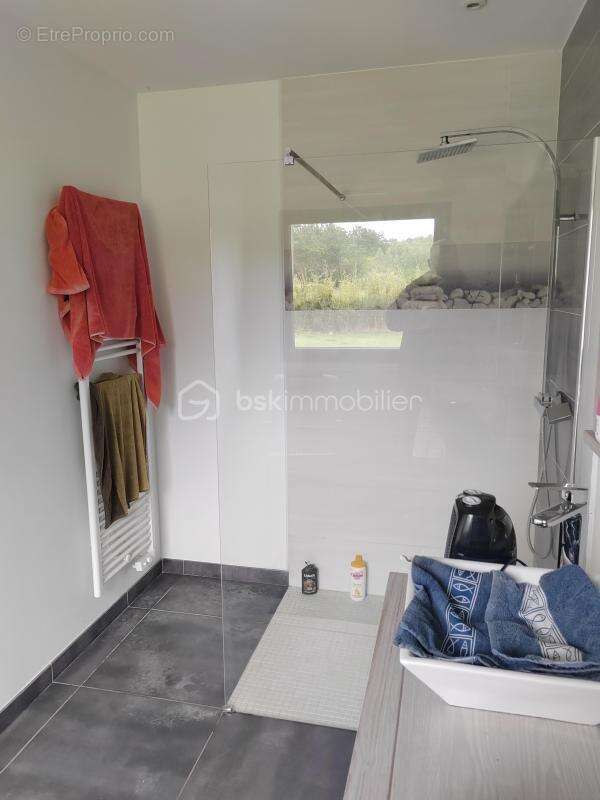 Maison individuelle 200 m2 quartier tres calme - photo 7
