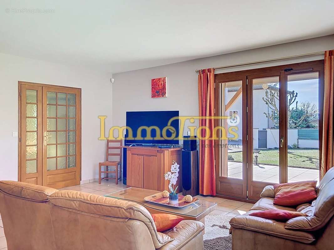 Maison à CHATTE