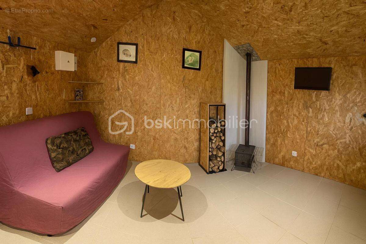 Terrain à SAVONNIERES