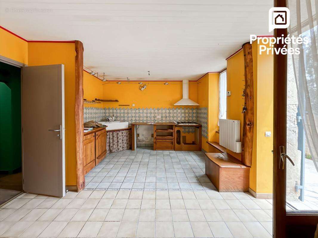 Maison en pierre 90 m² avec chai, hangar et terrain 1 750 m² Clérac - photo 9