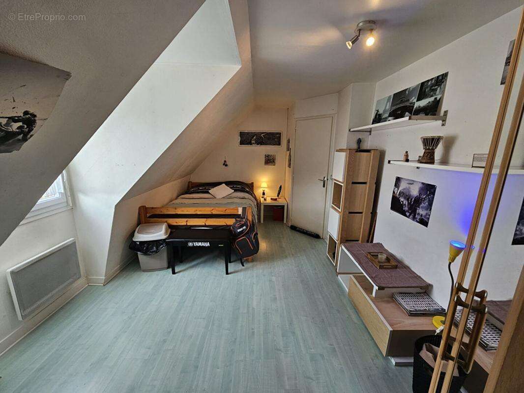 Maison à HOUDAN