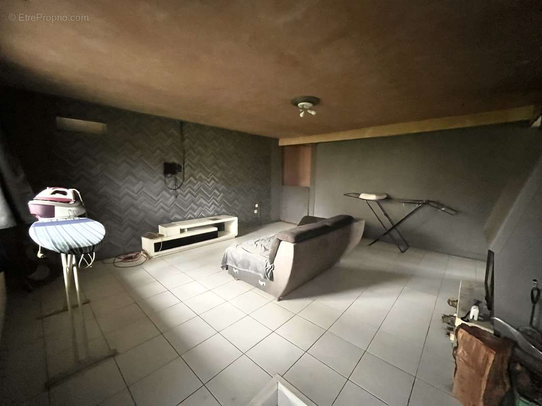 Appartement à CHAUMONT-PORCIEN