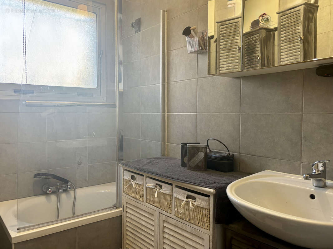 Appartement à ROQUEBRUNE-CAP-MARTIN