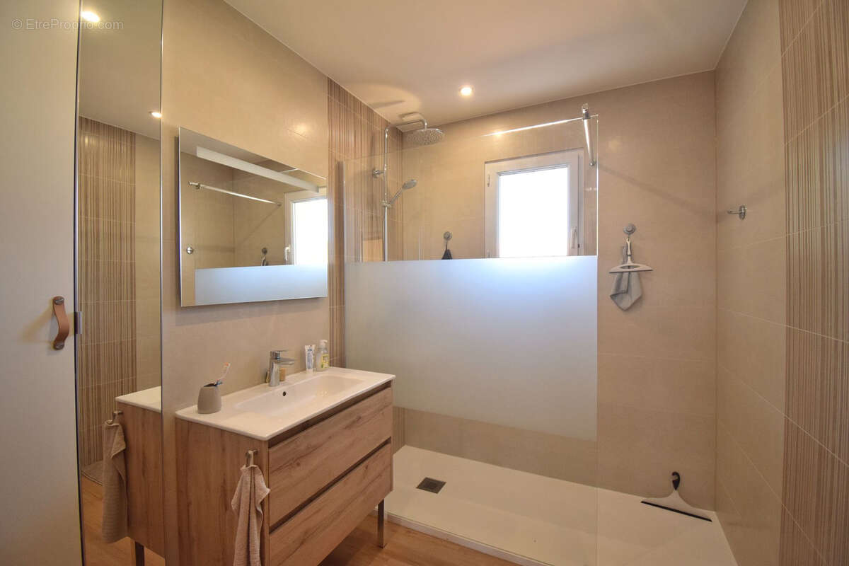 Maison 113 m² à Geneston  - photo 7