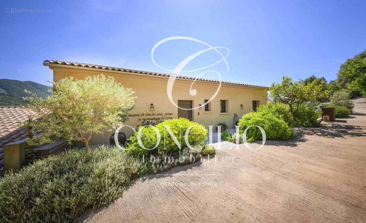 Maison à SARI-D'ORCINO