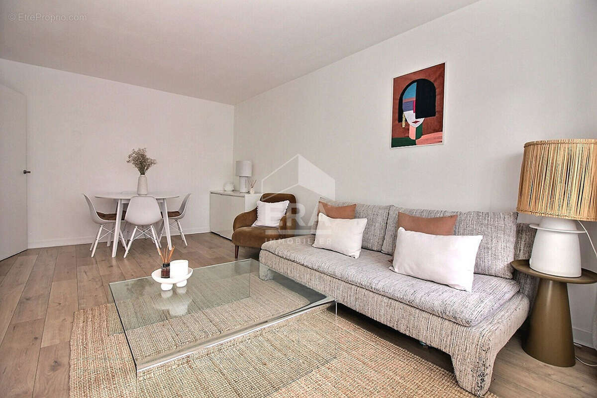 Appartement à CLICHY