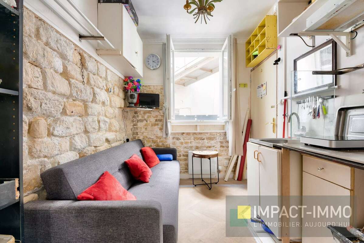 Appartement à PARIS-17E