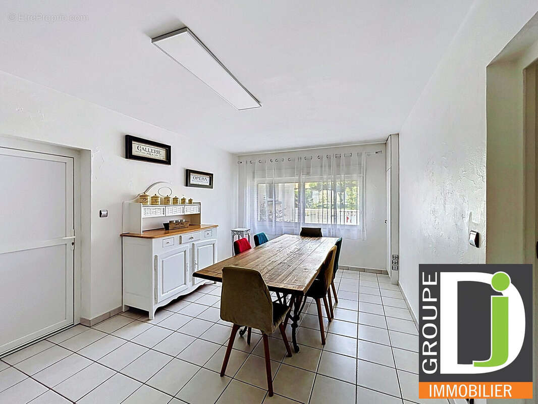 Maison 175 m² à Montmeyran  - photo 5