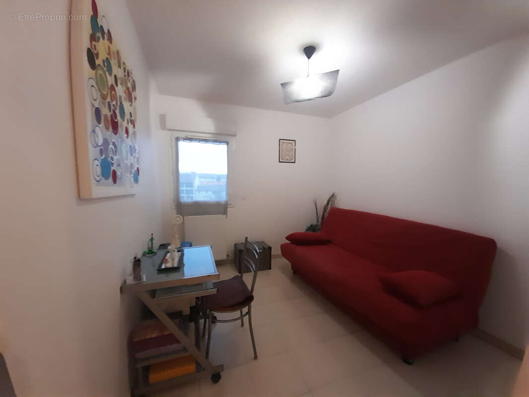 Appartement à PUGET-SUR-ARGENS