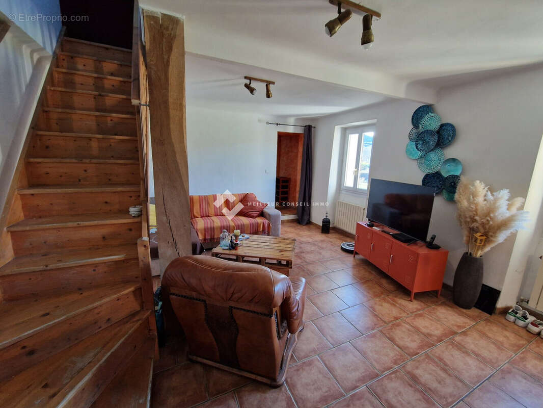 Maison 105 m² à Saint-Martin-De-Valgalgues  - photo 5