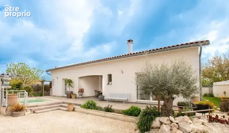 Maison Moderne Récente avec piscine - photo 2