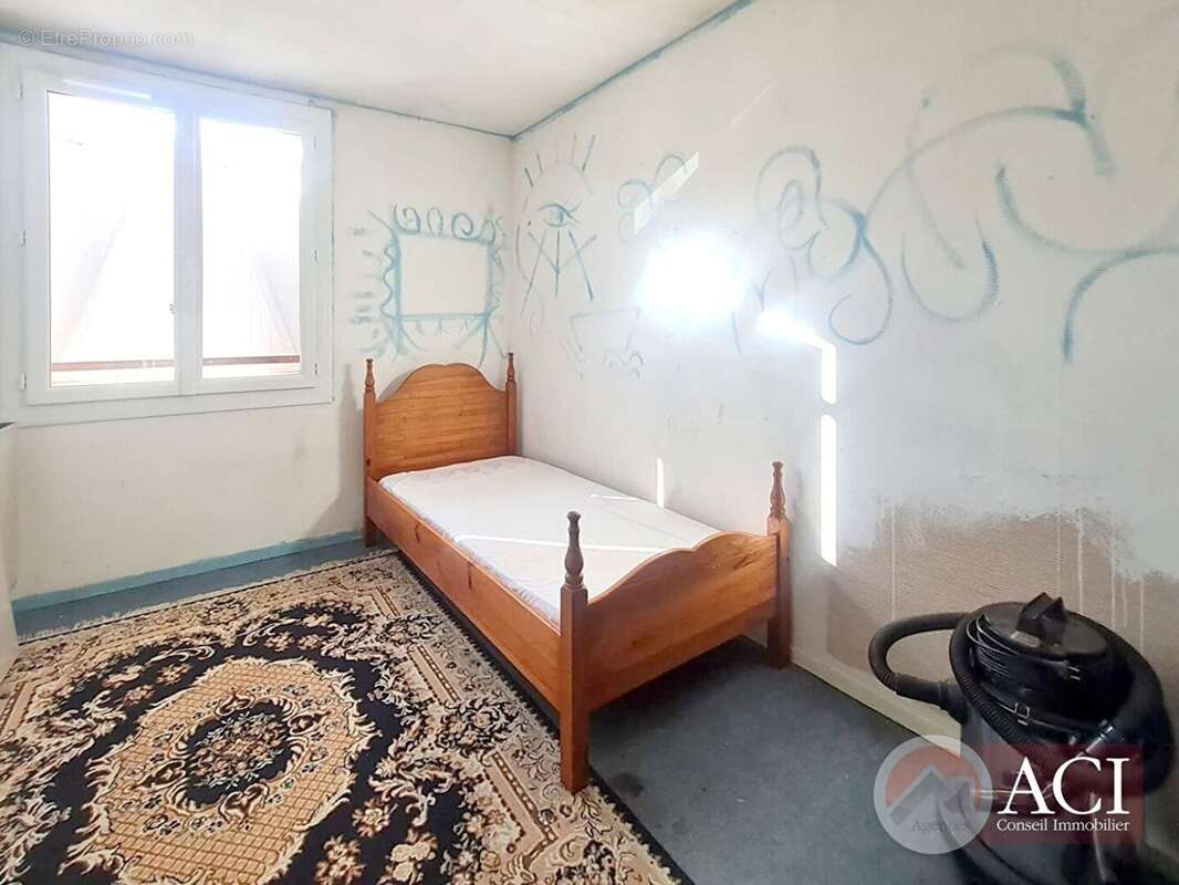 55054779i.jpg - Maison à SAINT-BRICE-SOUS-FORET