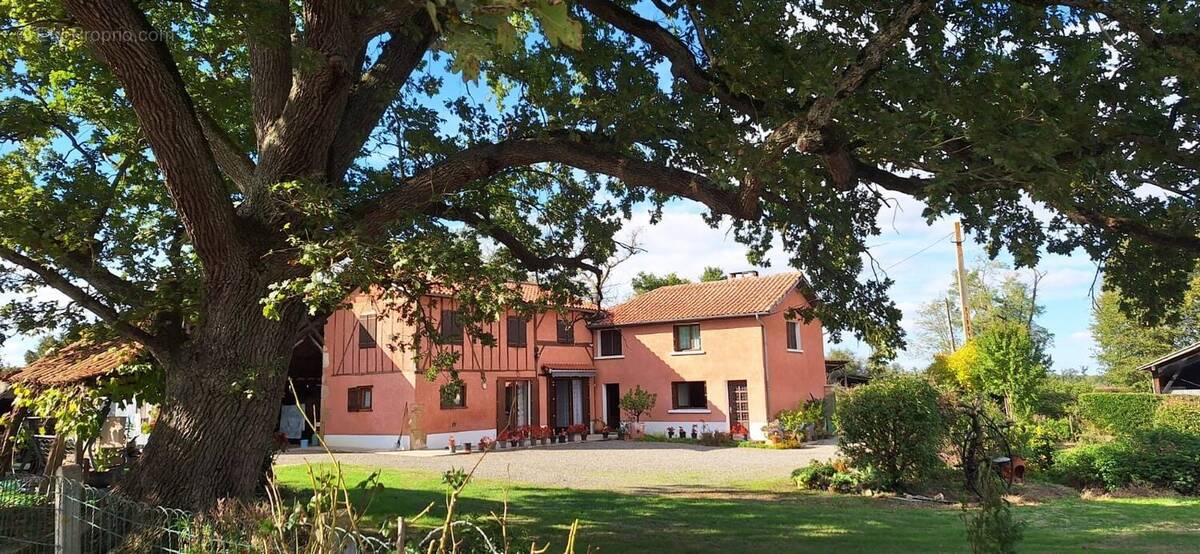 Maison à TRIE-SUR-BAISE