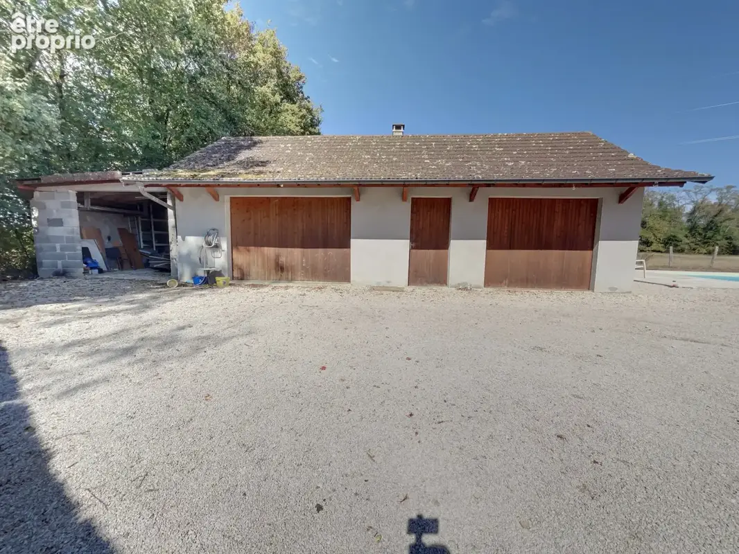 Maison de caractère au cœur de la campagne avec piscine et vaste dépendance - photo 19