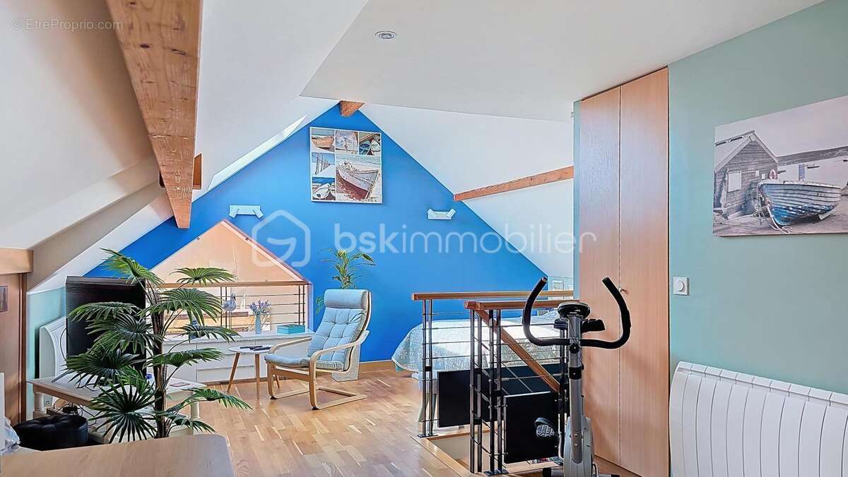 Appartement à CHEVRY-COSSIGNY