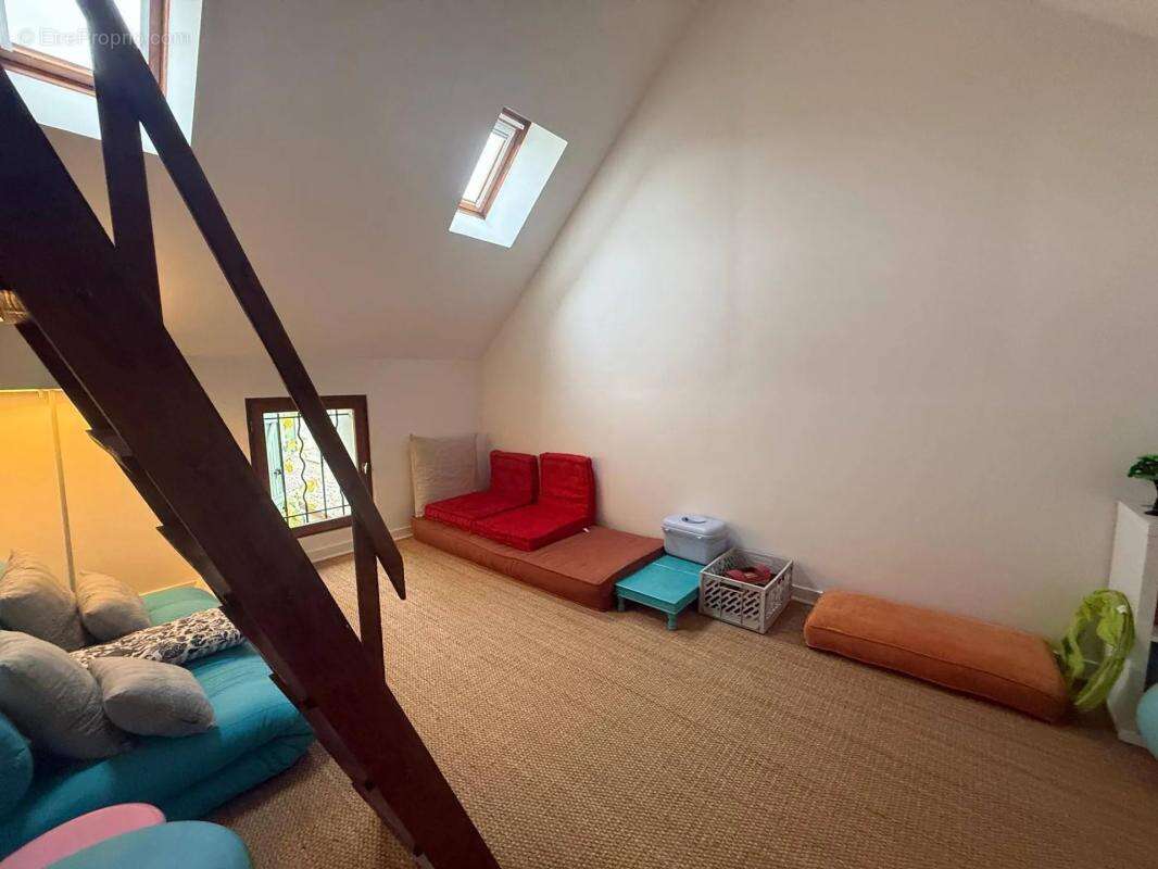 Maison à LIMETZ-VILLEZ