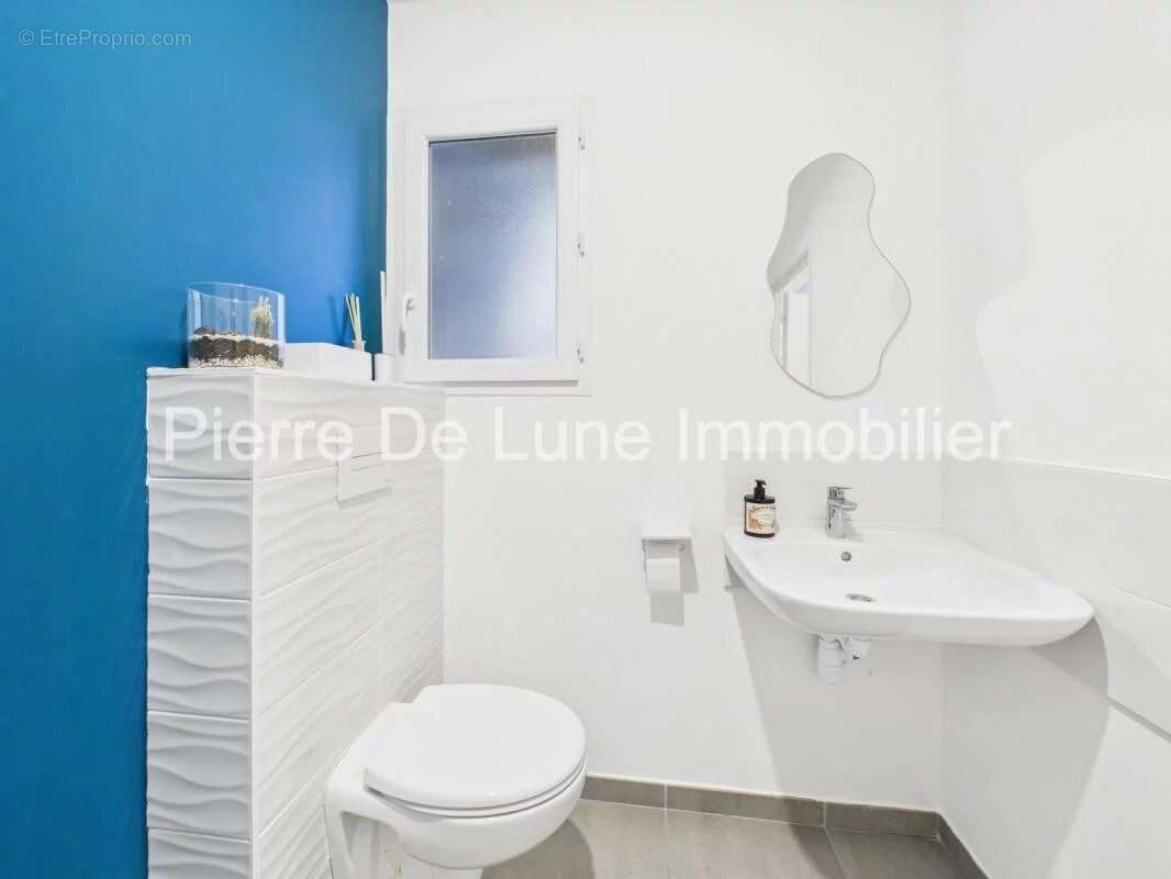Appartement à SATHONAY-CAMP