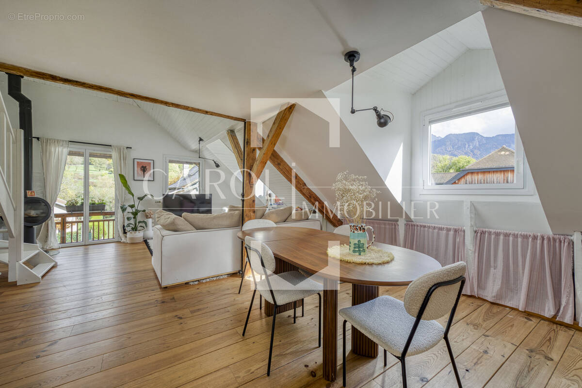 Appartement à TALLOIRES