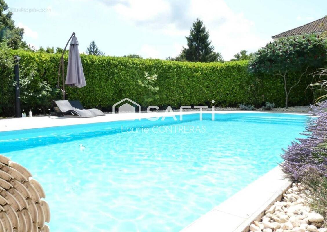 Photo 1 - Maison à MERCUES