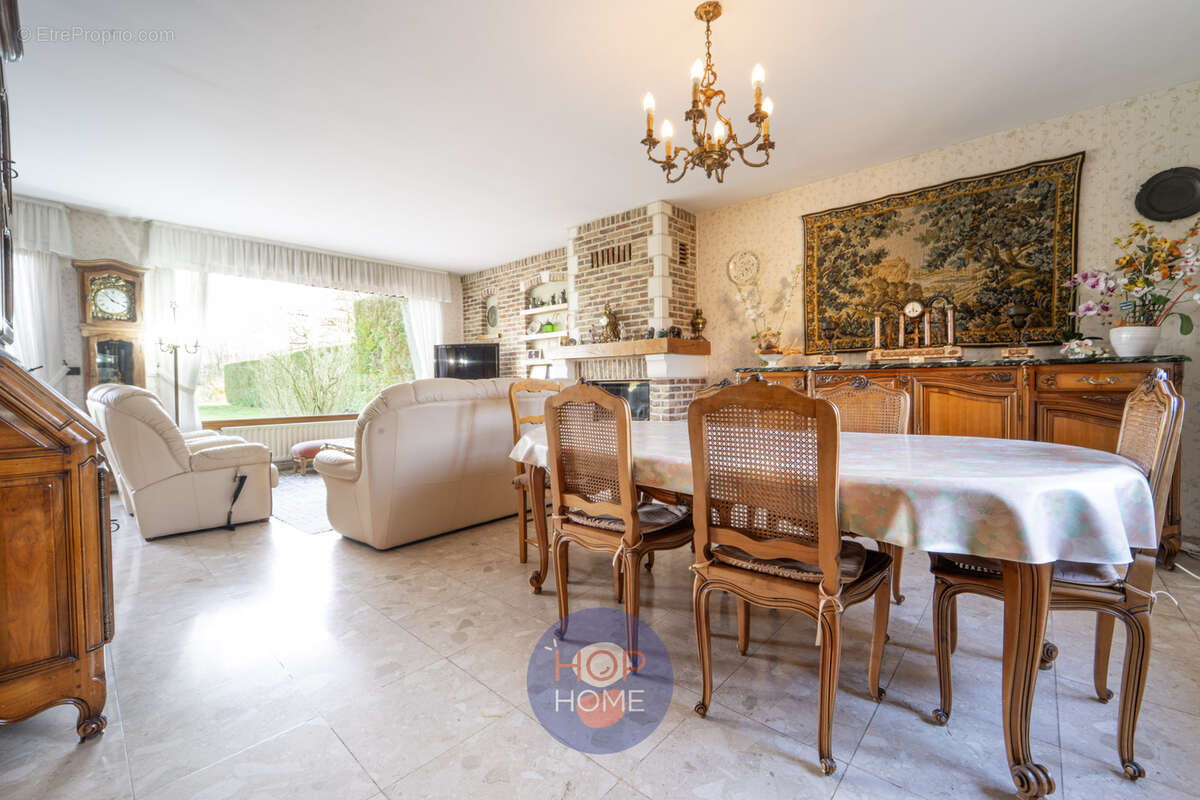 Maison à NEUVE-CHAPELLE