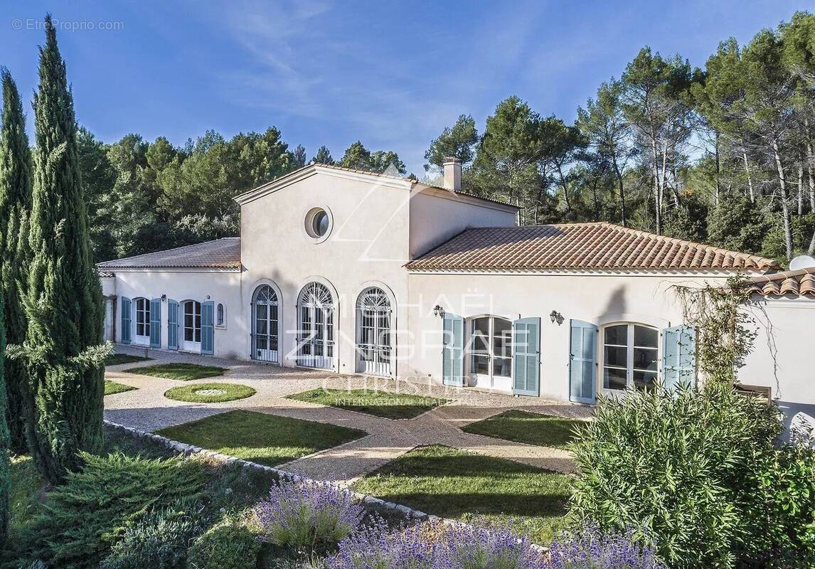 Maison à DRAGUIGNAN