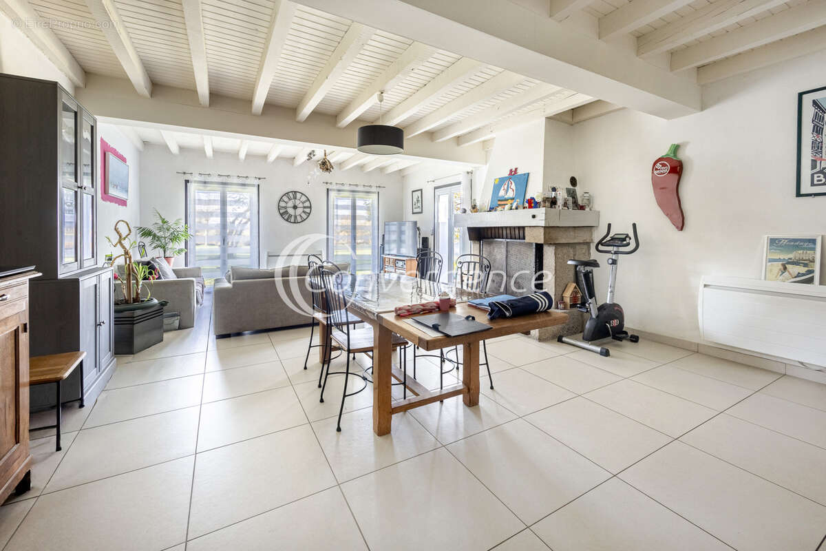 Maison à VEYRAC
