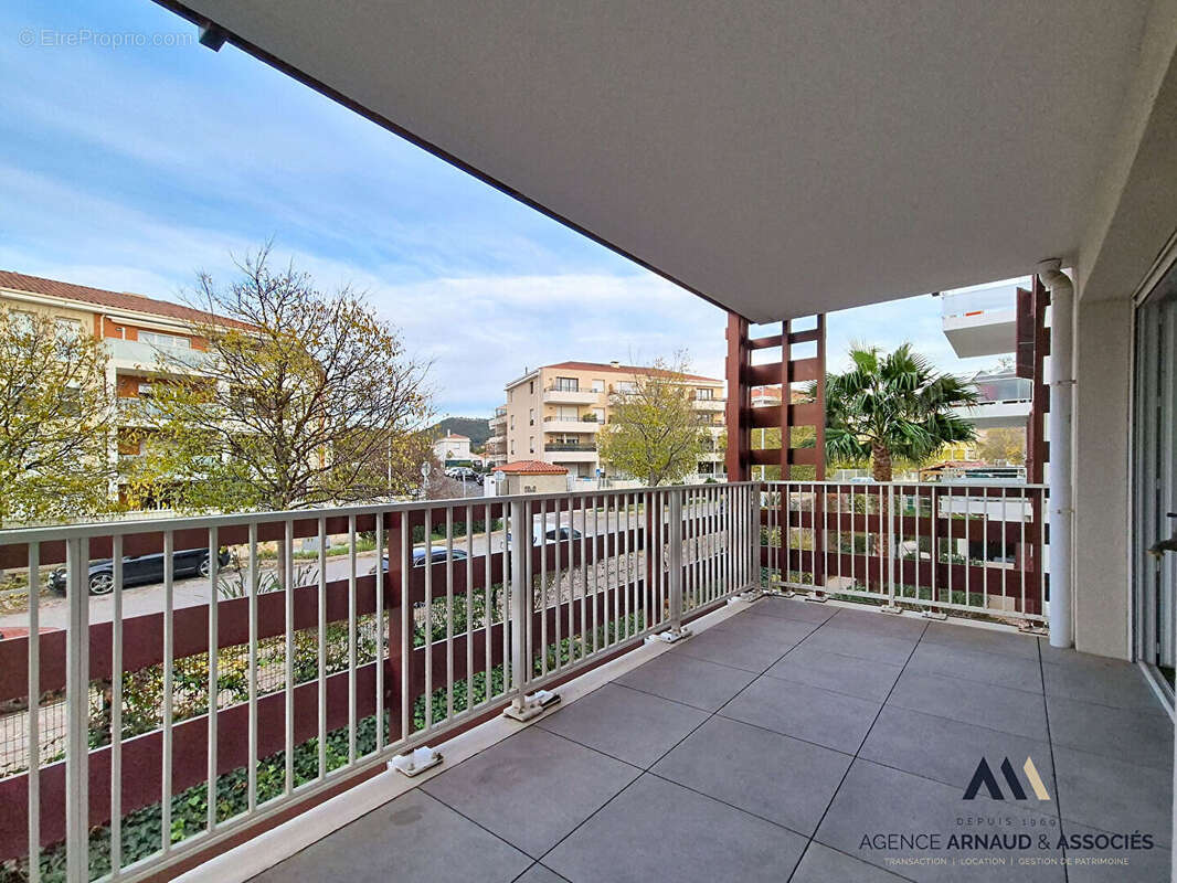 Appartement à SAINT-CYR-SUR-MER