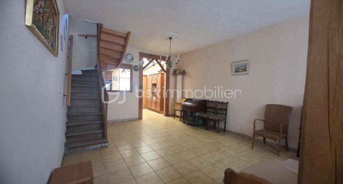 Amienoise ' saint anne ' 94m2 3 chambres proche centre - photo 2