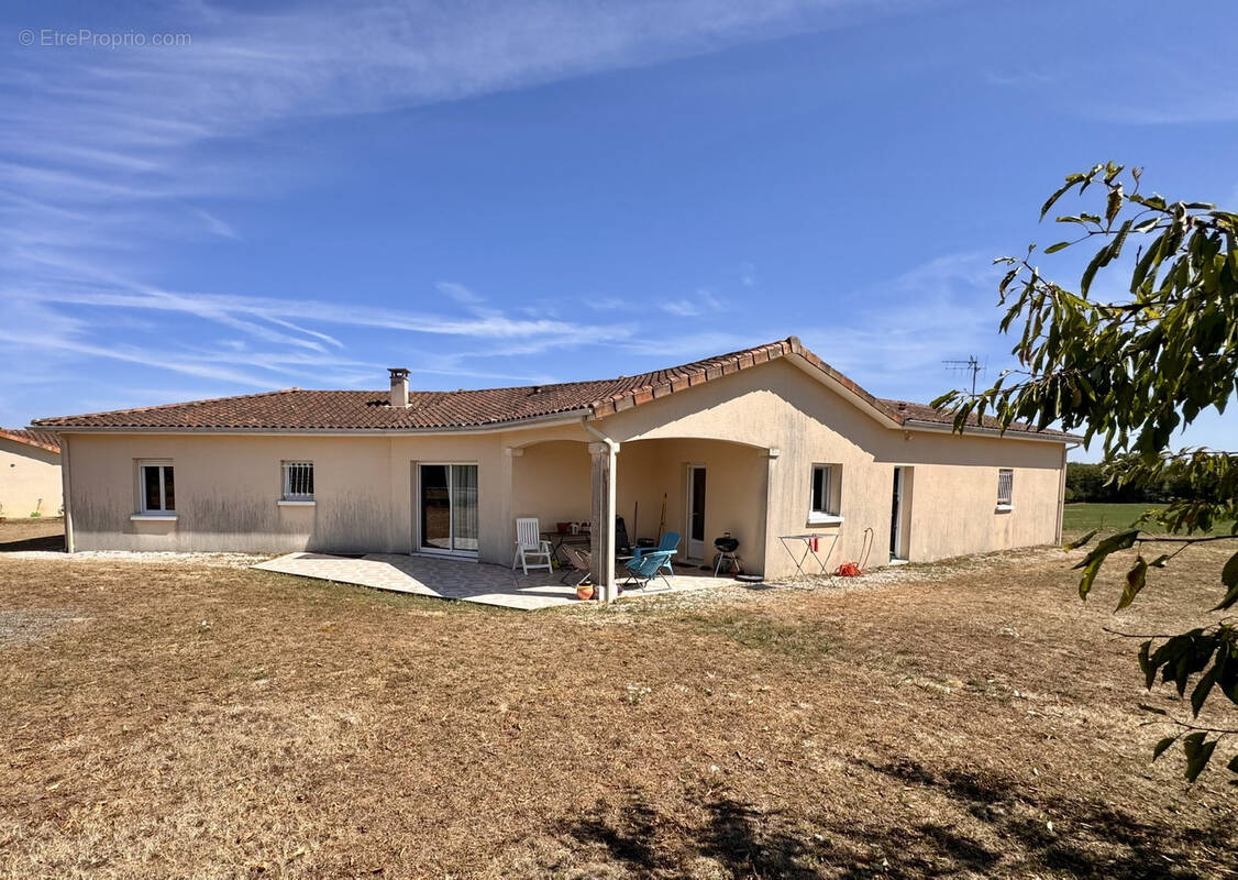Maison à MAINE-DE-BOIXE