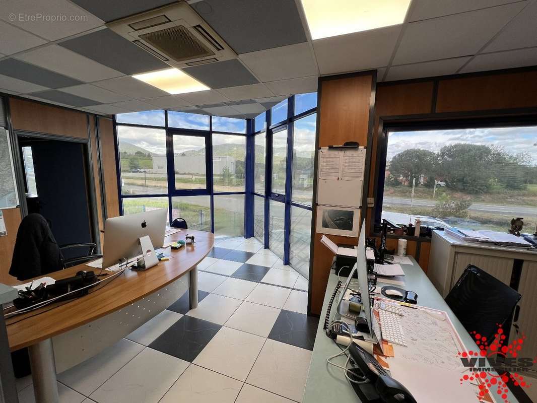 Commerce à SAINT-CHINIAN