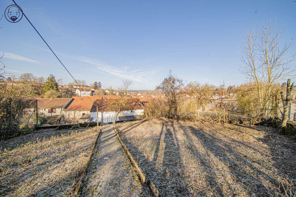 Maison à ANCERVILLE