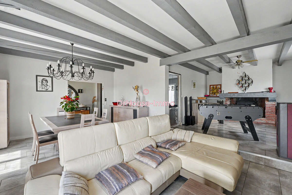 Maison à BAZUS