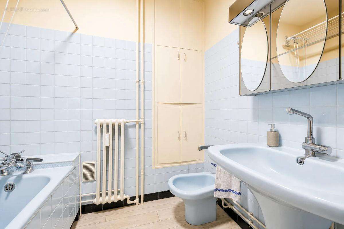 Appartement à CHATILLON