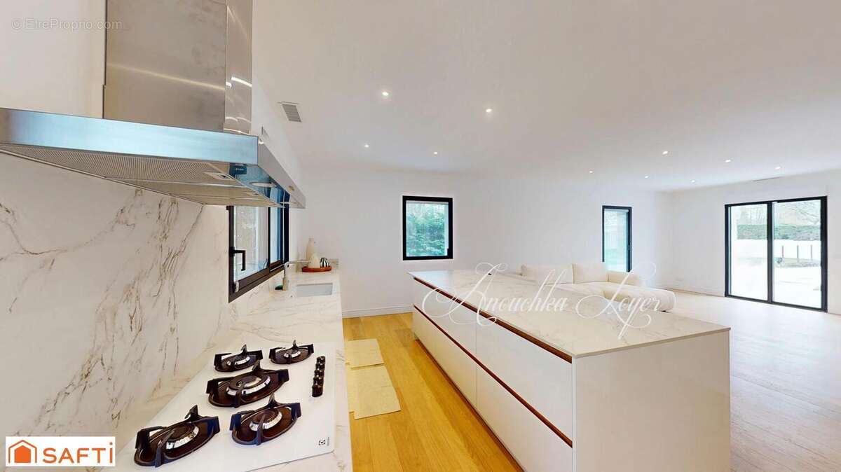 Photo 6 - Maison à LEOGNAN